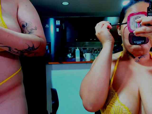MABELANDDANNY webcam