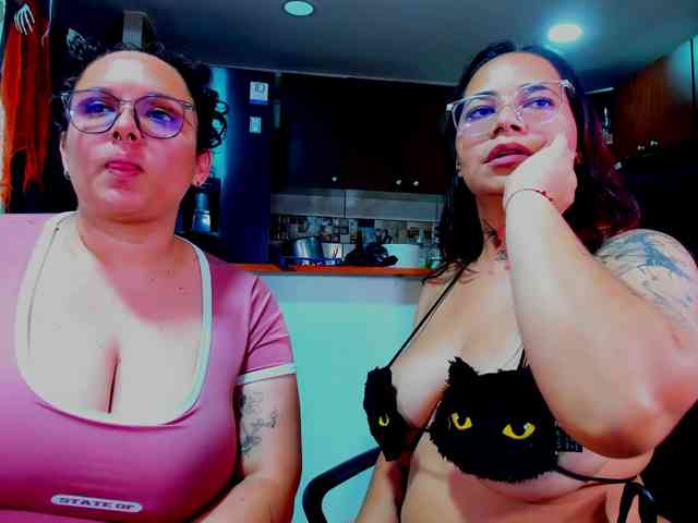 MABELANDDANNY webcam
