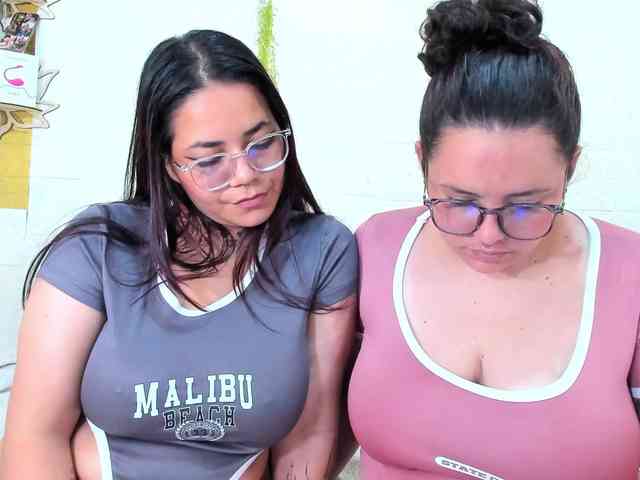 MABELANDDANNY webcam
