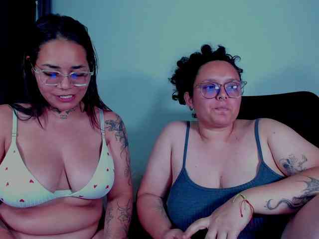 MABELANDDANNY webcam
