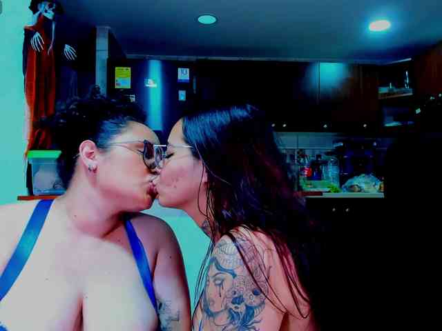 MABELANDDANNY webcam
