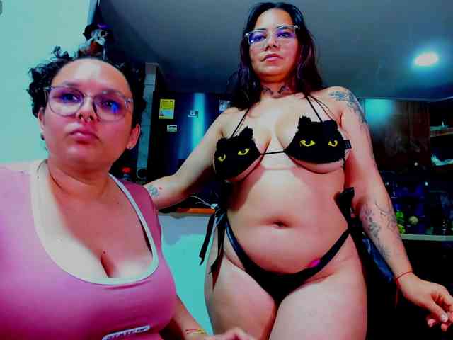 MABELANDDANNY webcam
