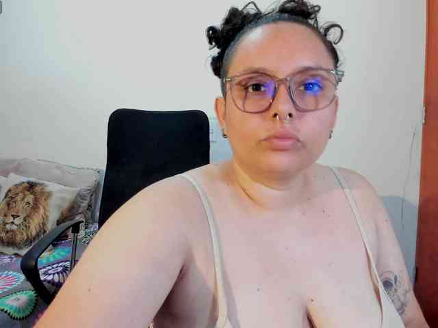 MABELANDDANNY webcam