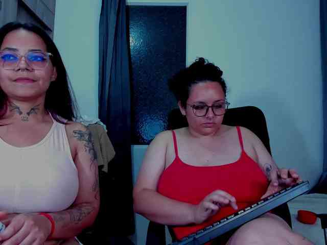 MABELANDDANNY webcam