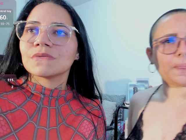 MABELANDDANNY webcam