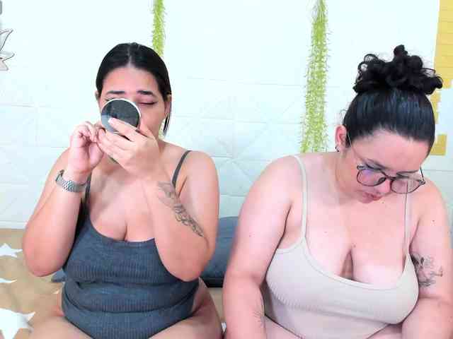 MABELANDDANNY webcam
