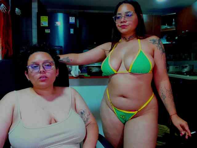 MABELANDDANNY webcam