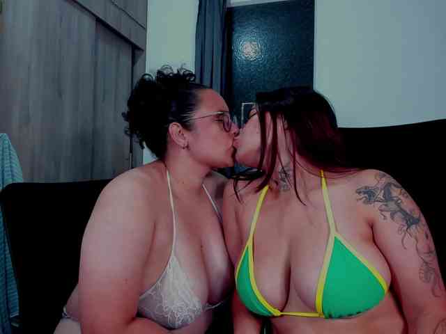 MABELANDDANNY webcam