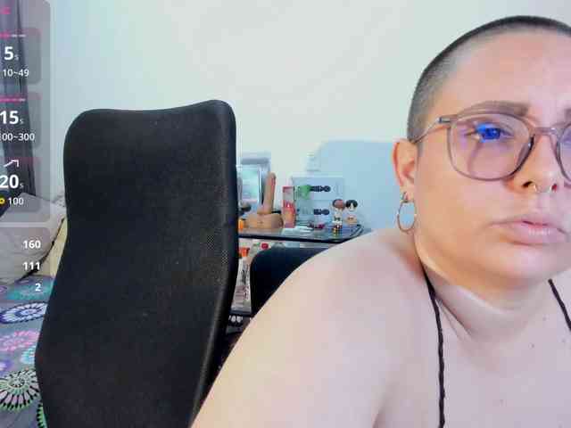 MABELANDDANNY webcam