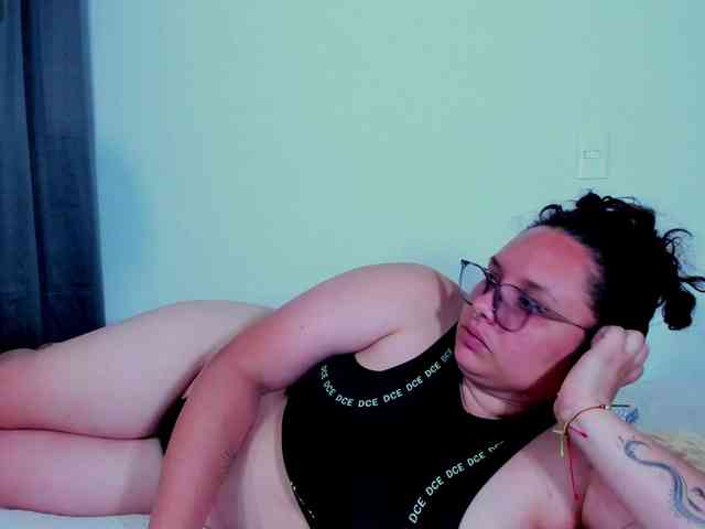 MABELANDDANNY webcam
