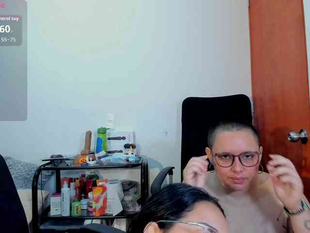 MABELANDDANNY webcam