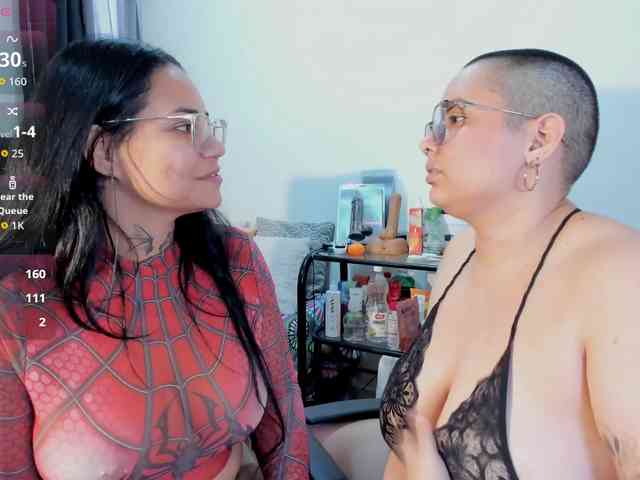 MABELANDDANNY webcam