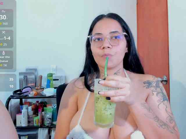 MABELANDDANNY webcam