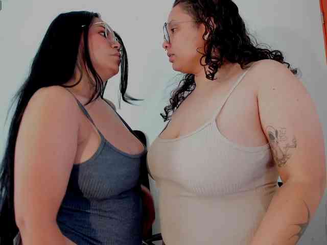 MABELANDDANNY webcam