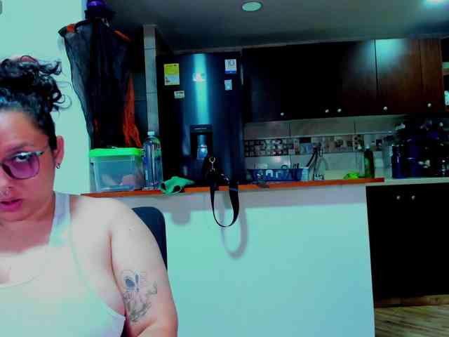 MABELANDDANNY webcam