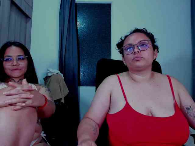MABELANDDANNY webcam