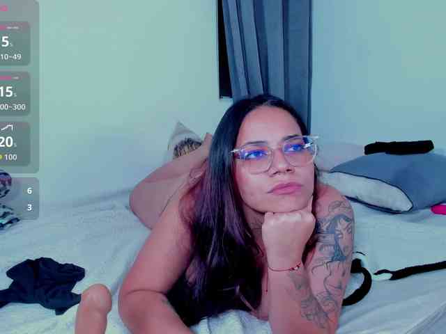 MABELANDDANNY webcam