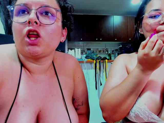 MABELANDDANNY webcam