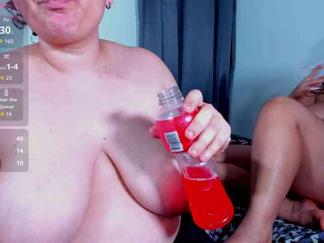 MABELANDDANNY webcam