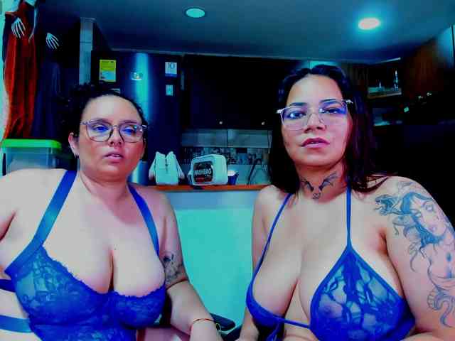 MABELANDDANNY webcam