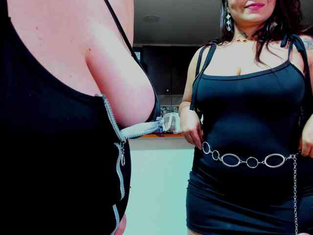 MABELANDDANNY webcam