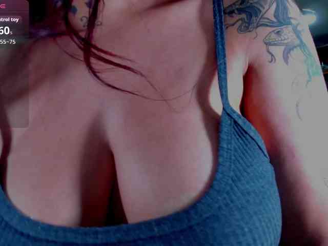 MABELANDDANNY webcam