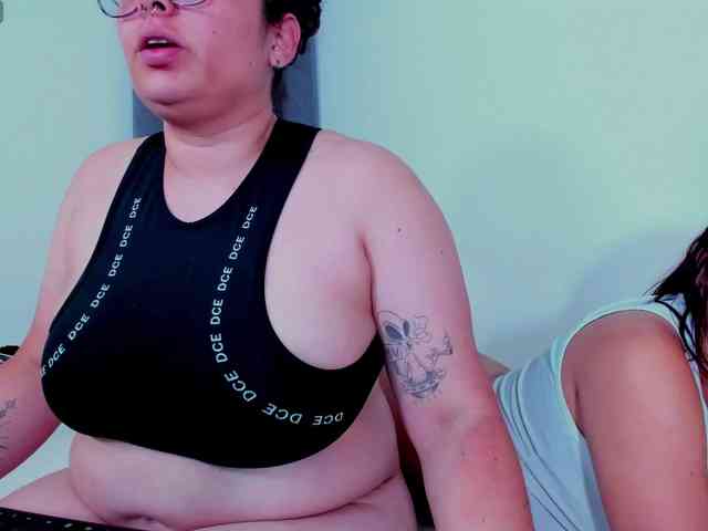 MABELANDDANNY webcam