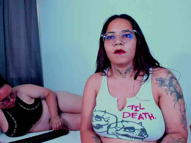 MABELANDDANNY webcam