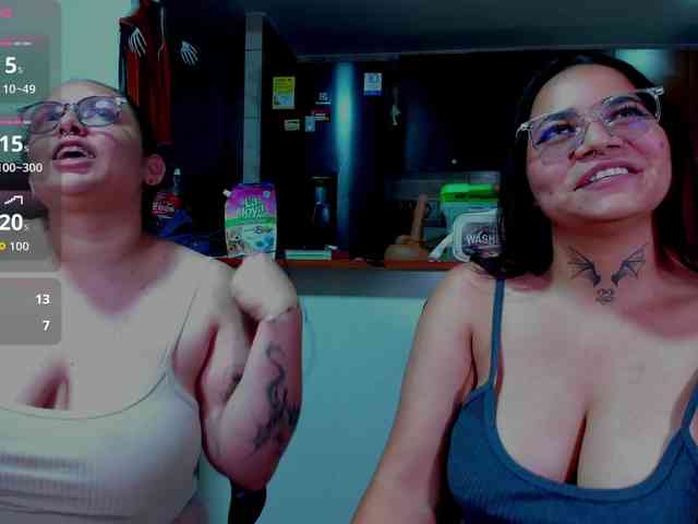 MABELANDDANNY webcam