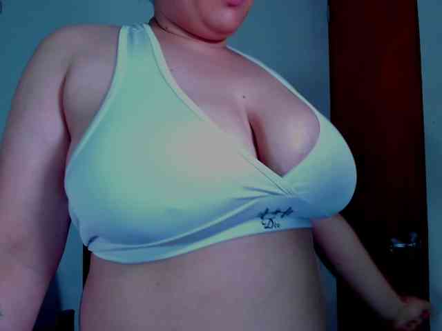 MABELANDDANNY webcam