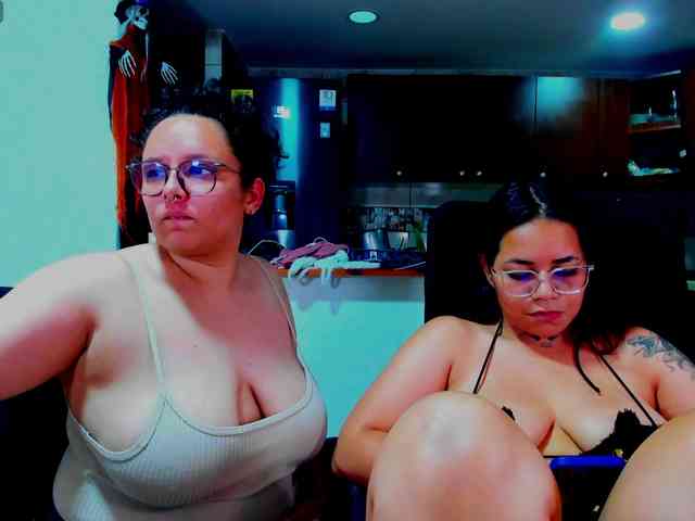 MABELANDDANNY webcam