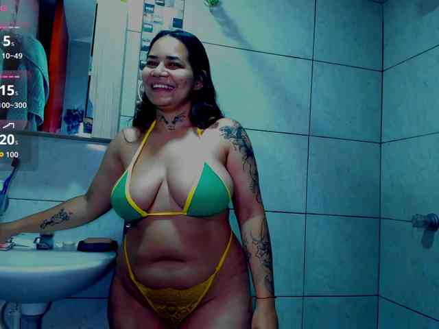 MABELANDDANNY webcam