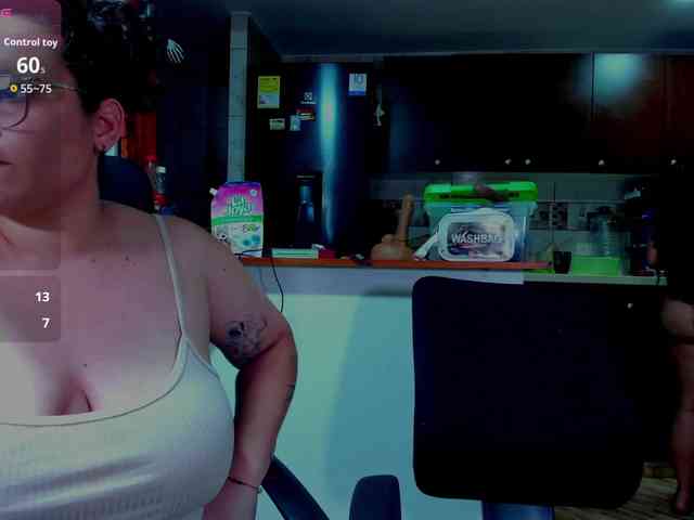 MABELANDDANNY webcam