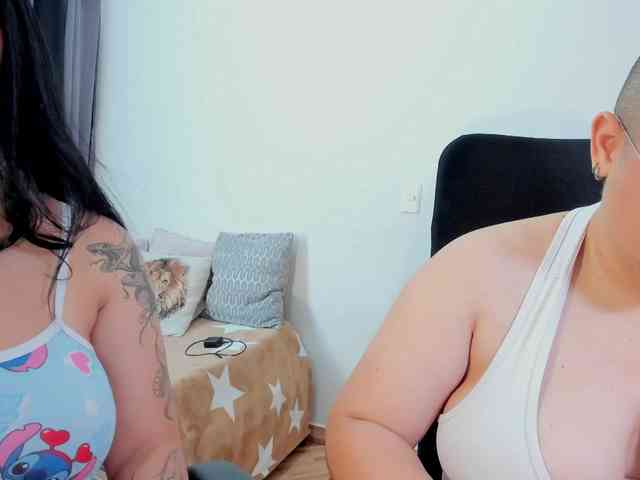 MABELANDDANNY webcam