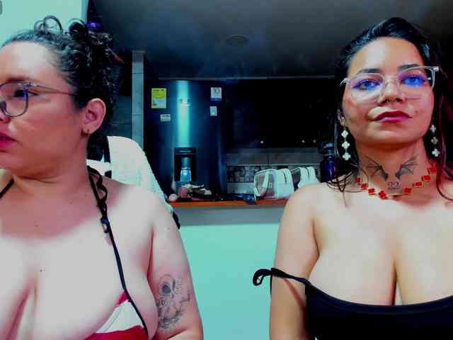 MABELANDDANNY webcam
