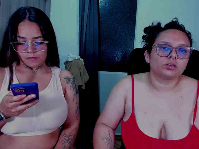 MABELANDDANNY webcam