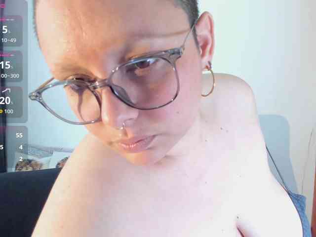 MABELANDDANNY webcam