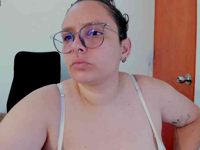 MABELANDDANNY webcam