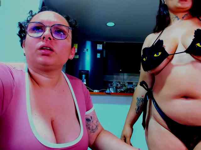 MABELANDDANNY webcam