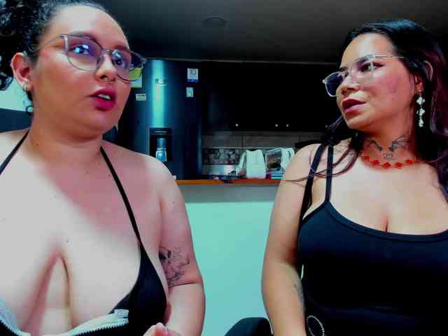 MABELANDDANNY webcam