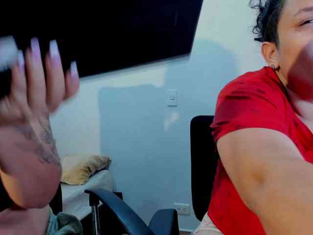 MABELANDDANNY webcam