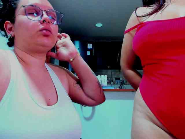 MABELANDDANNY webcam