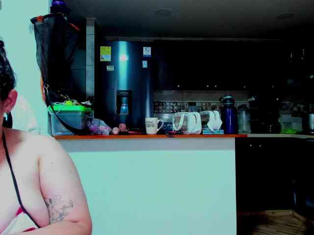 MABELANDDANNY webcam