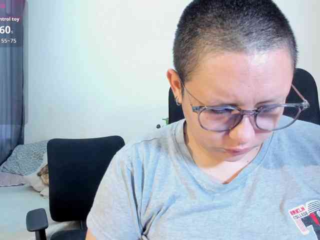 MABELANDDANNY webcam