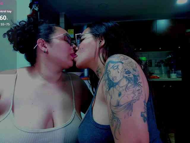 MABELANDDANNY webcam