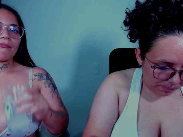 MABELANDDANNY webcam