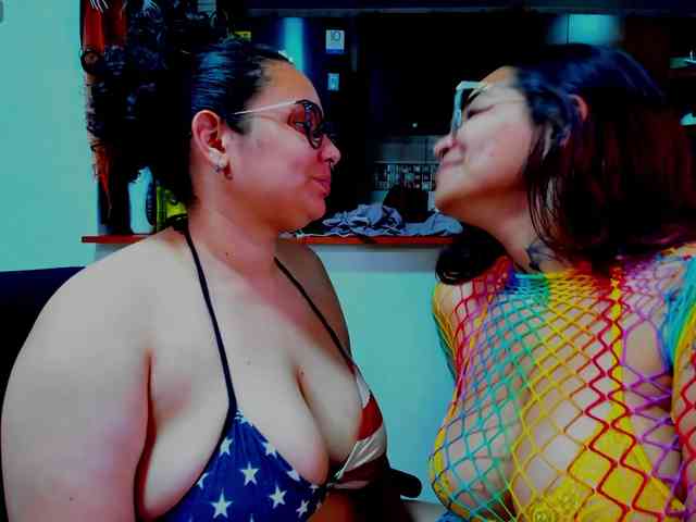 MABELANDDANNY webcam