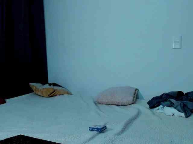 MABELANDDANNY webcam