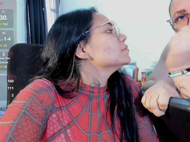 MABELANDDANNY webcam