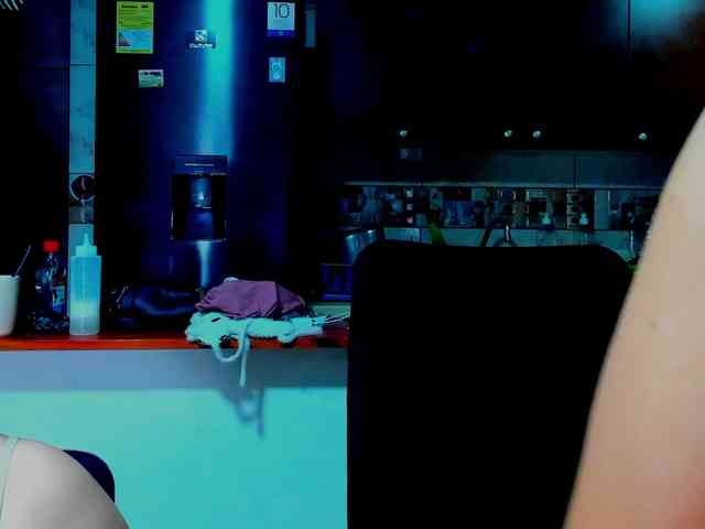 MABELANDDANNY webcam